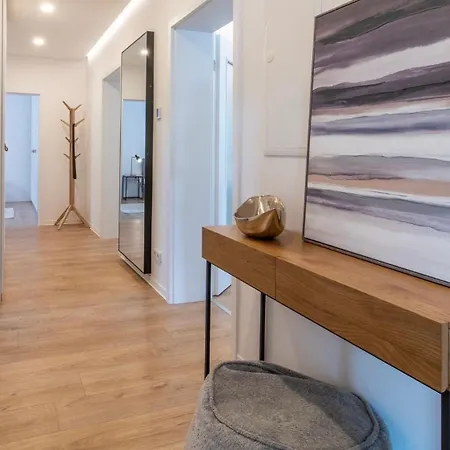 Stilvolles City-apartment I Wlan L Küche I Zentral I 8p