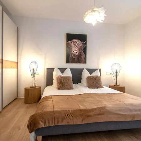 Stilvolles City-apartment I Wlan L Kueche I Zentral I 8p Appartement *