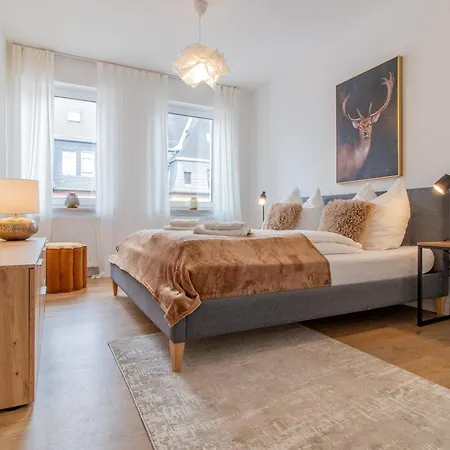 Stilvolles City-apartment I Netflix I Wlan L Stellplatz I Zentral Apartment