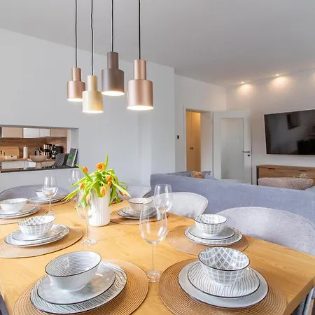 Stilvolles City-apartment I Wlan L Küche I Zentral I 8p