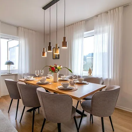 Apartment Stilvolles City-apartment I Wlan L Küche I Zentral I 8p Schwarzenberg/Erzgebirge